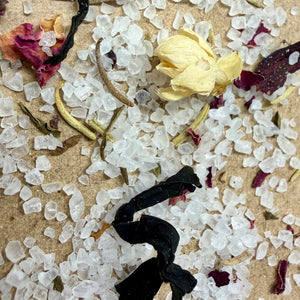 Sealuxe Organics Ocean Goddess Bath Tea closeup