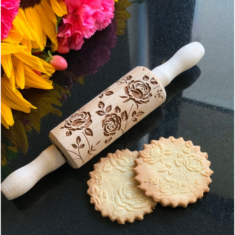 Goody Woody wild roses rolling pin